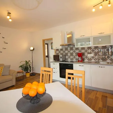 Apartment In - Istrien 9923 *